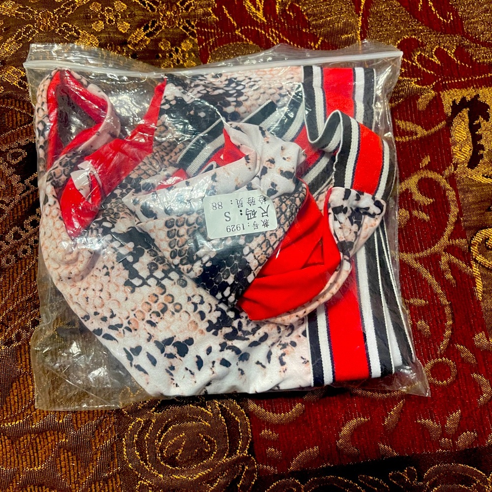 Snake red swimsuit